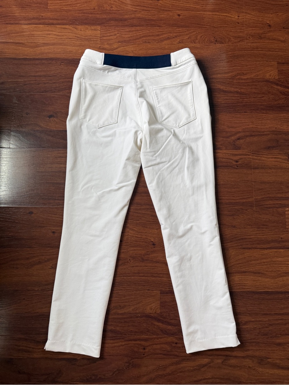 Peter Millar White Skinny Jeans with Navy Waistband